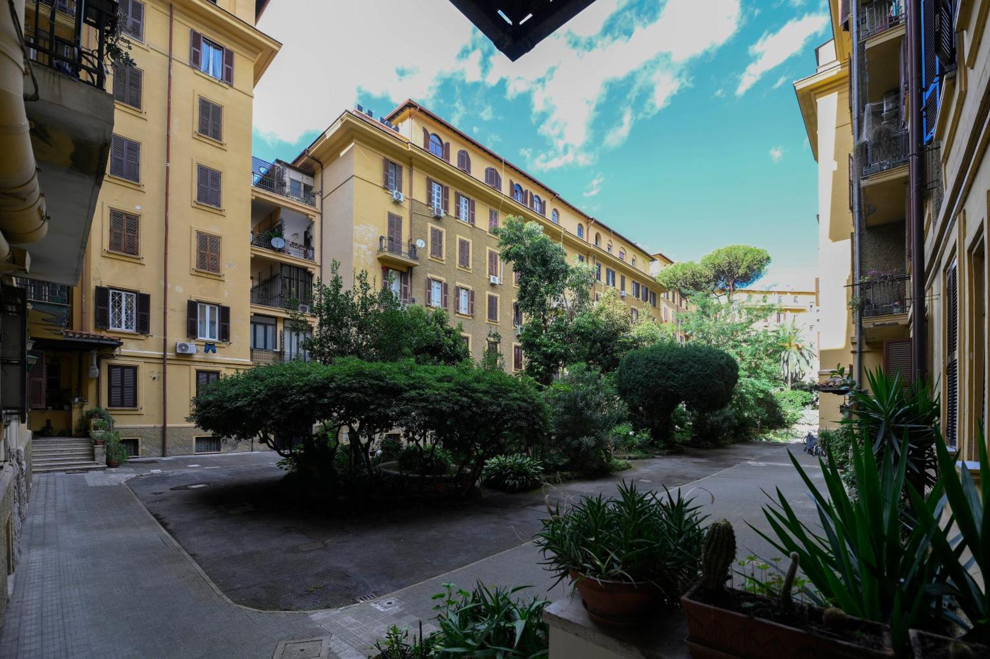 Apartment Ferrari 12 - Vaticano *